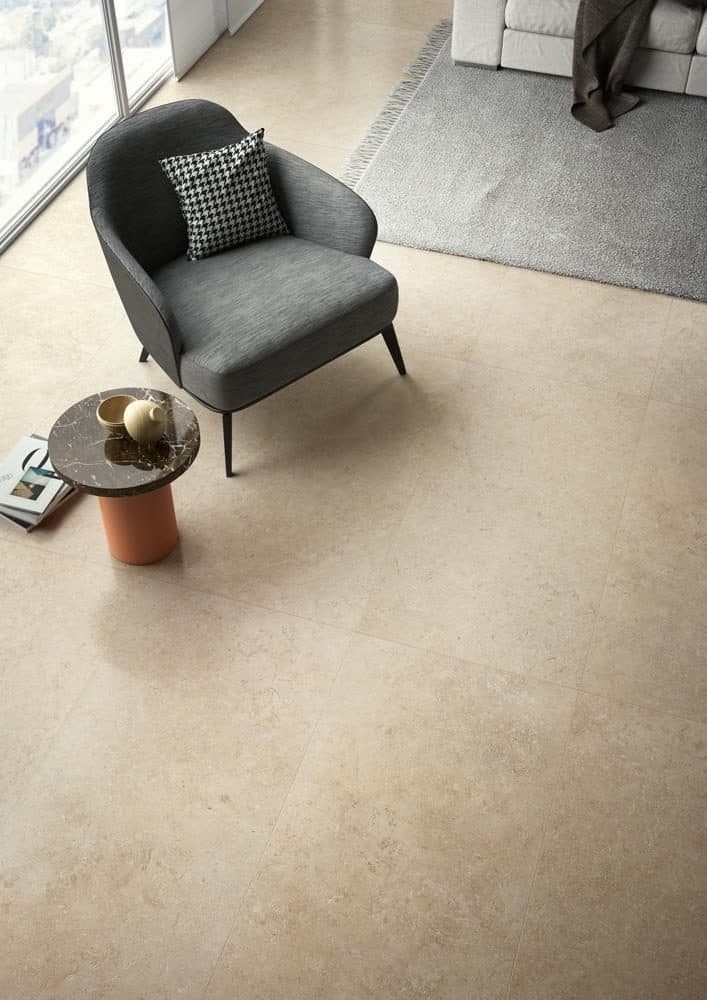 Precious Beige Honed, salon