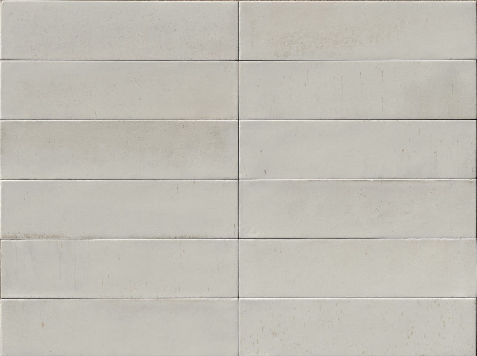 Lume Off White, texture céramique brillante