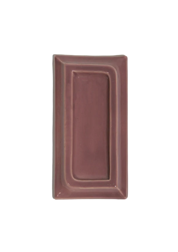 Viana, carreau rectangulaire à cadre en relief émail vieux rose, carreau en grès émaillé fait main au Portugal, Barro