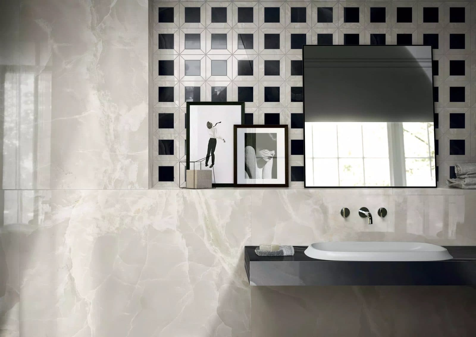 Eccentric Luxe Cloudy White by Florim, installation view 1