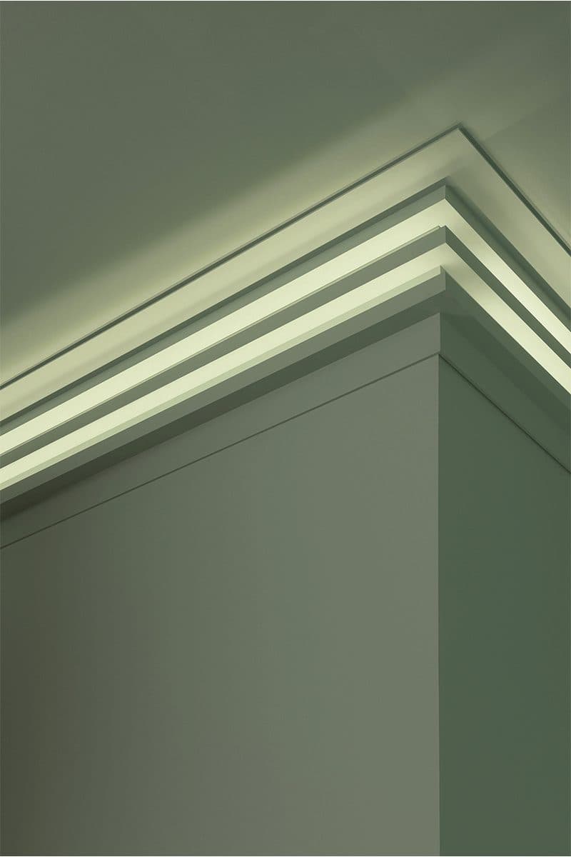 Indirect lighting by Orac Decor, mouldings
