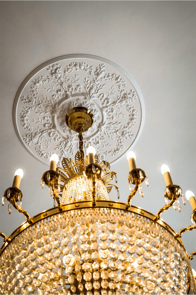 Decorative elements by Orac Decor, mouldings