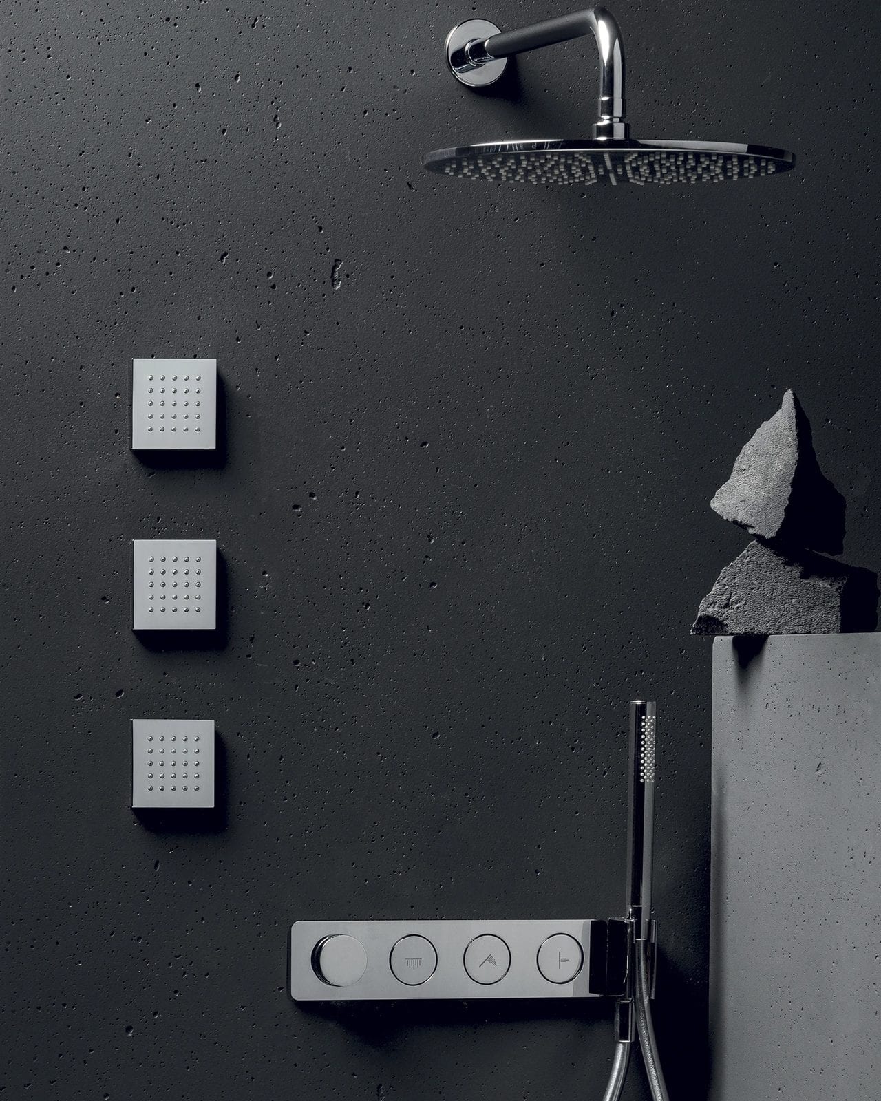 Hoop by Zucchetti, taps